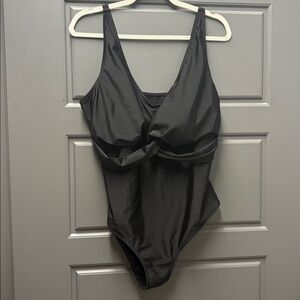 Black one piece bathing suit  with adjustable straps Medium coverage NWOT